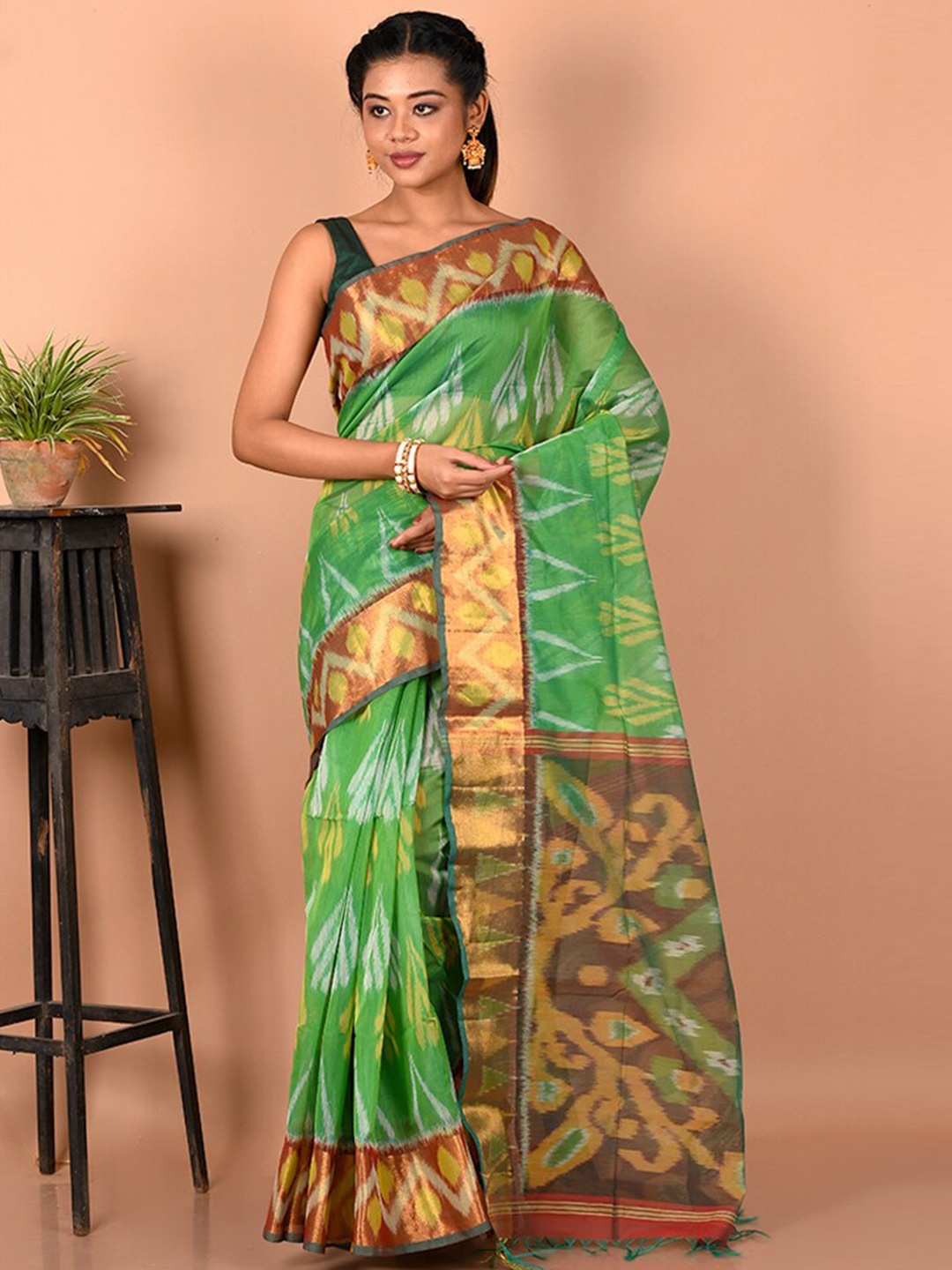 

AllSilks Woven Design Zari Saree, Green