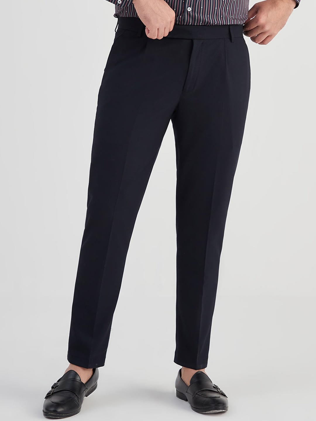 

MR BUTTON Men Slim Fit Trousers, Navy blue