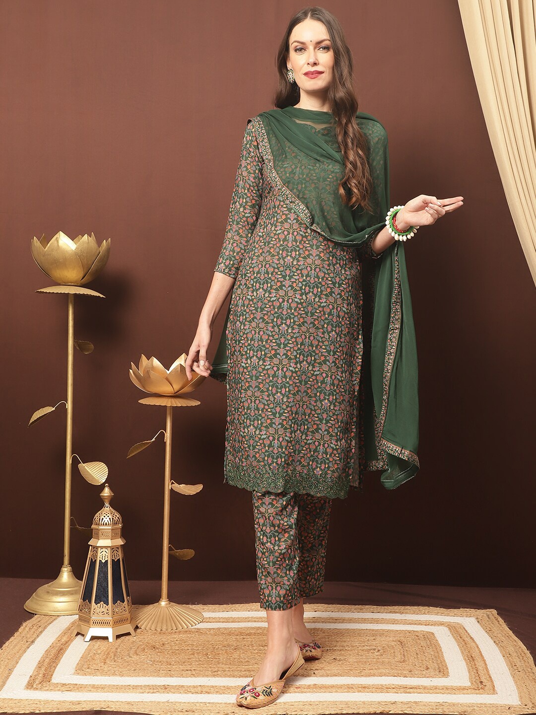 

Stylee LIFESTYLE Floral Printed Unstitched Dress Material, Green