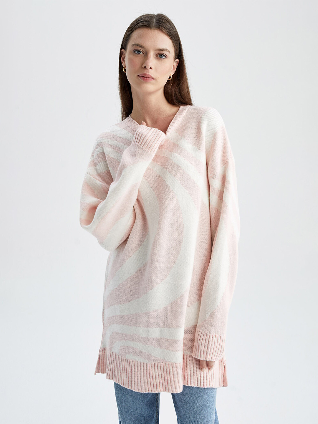 

DeFacto Women Printed Longline Pullover, Pink