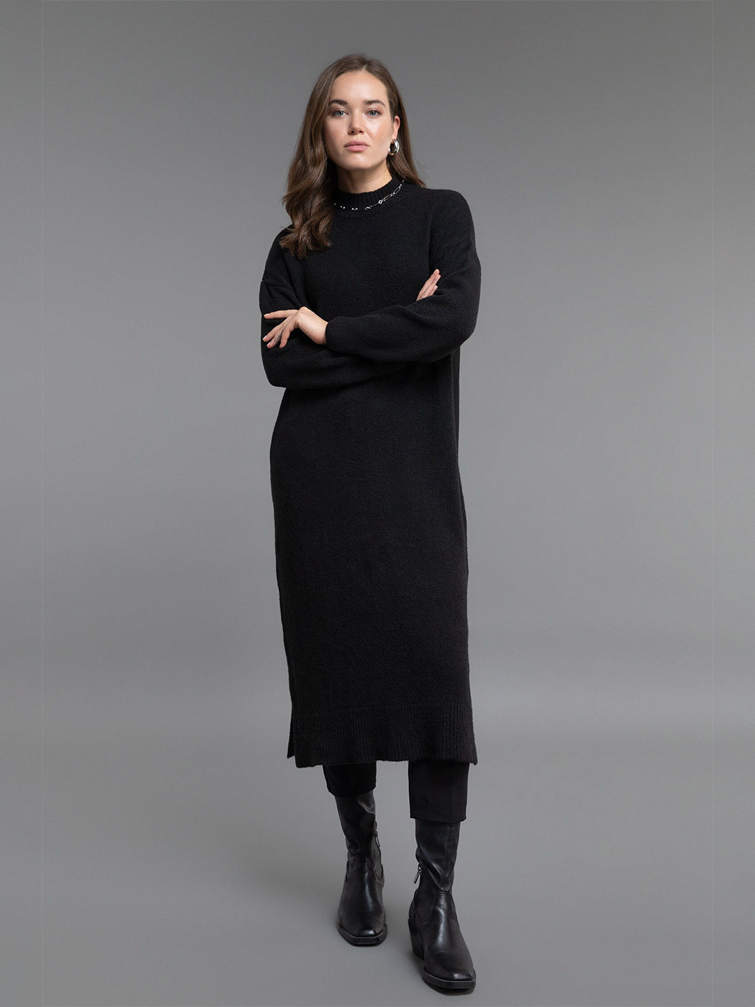 

DeFacto Women Mock Neck Longline Pullover, Black
