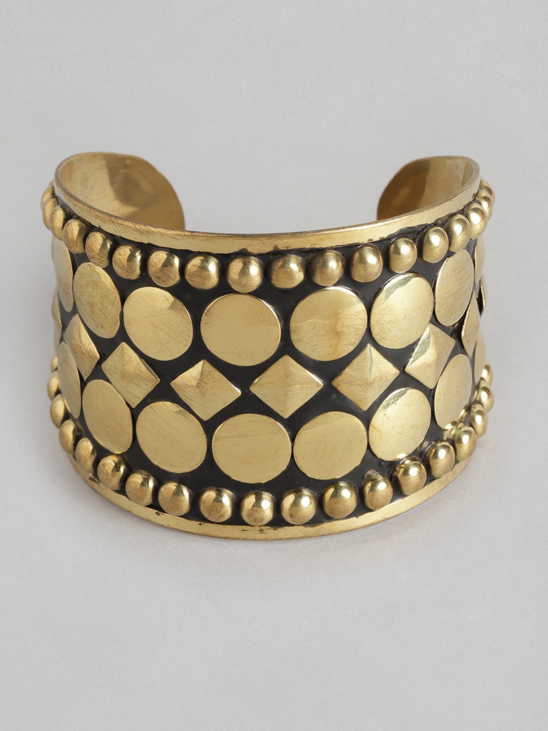 

Rang Gali Women Brass Tribal Gold-Plated Cuff Bracelet