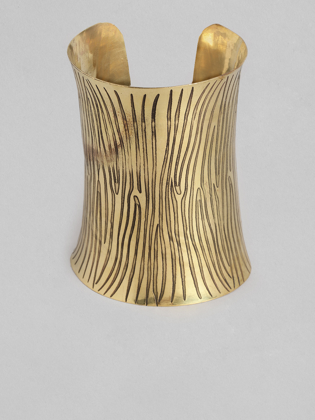 

Rang Gali Women Gold-Toned Tribal Gold-Plated Cuff Bracelet