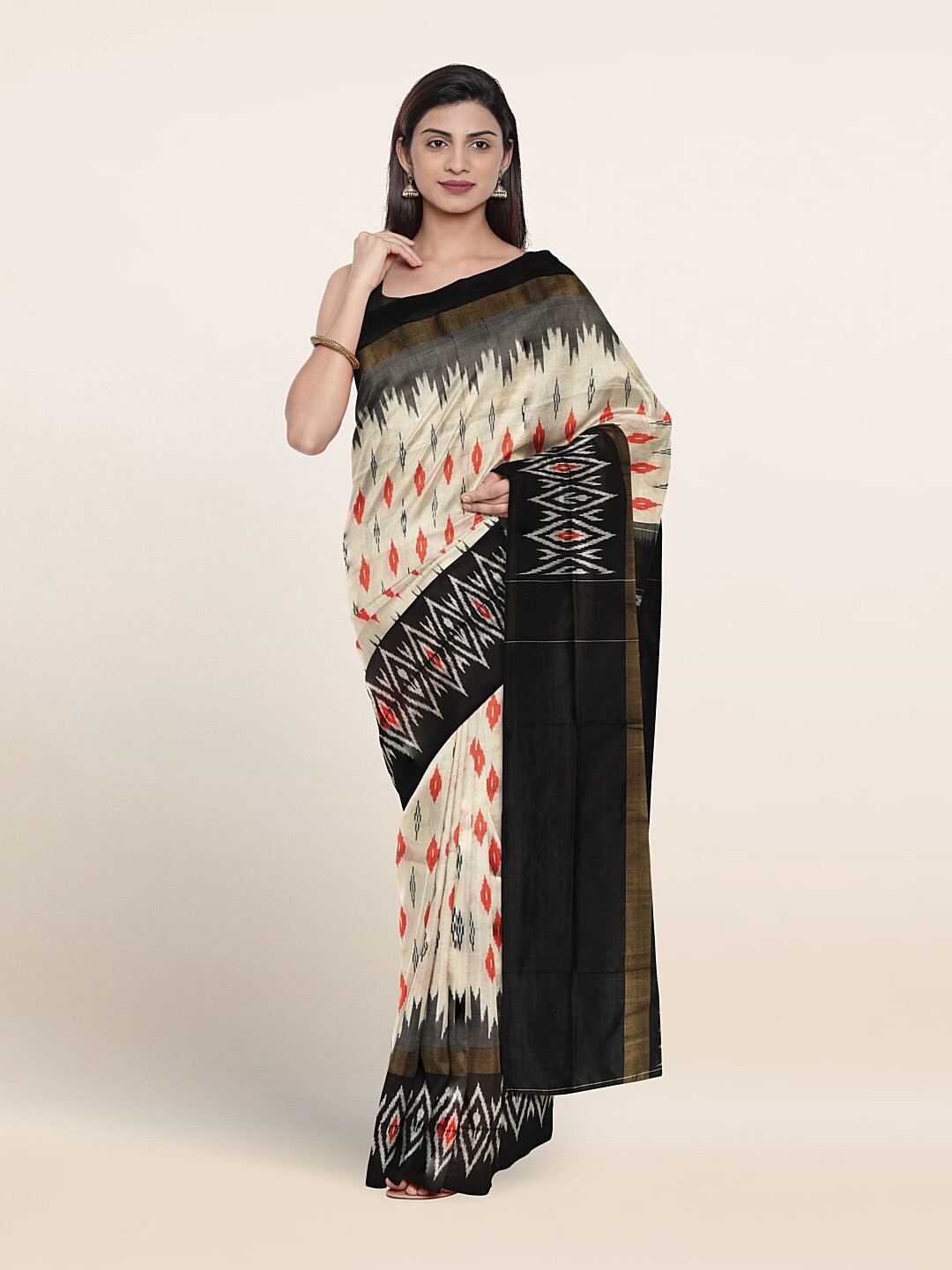 

Pothys Zari Pure Silk Saree, Cream