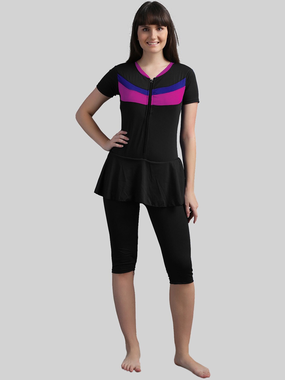 

N-Gal Women Colourblocked Knee-Length Pantsuit, Black