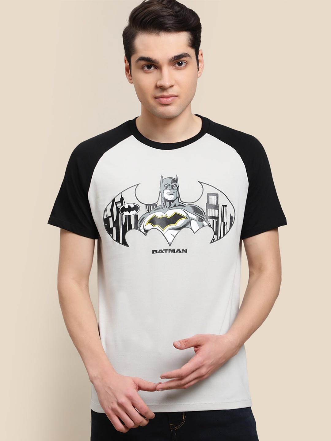 

Free Authority Men Batman Printed Raglan Sleeves Cotton T-shirt, Grey