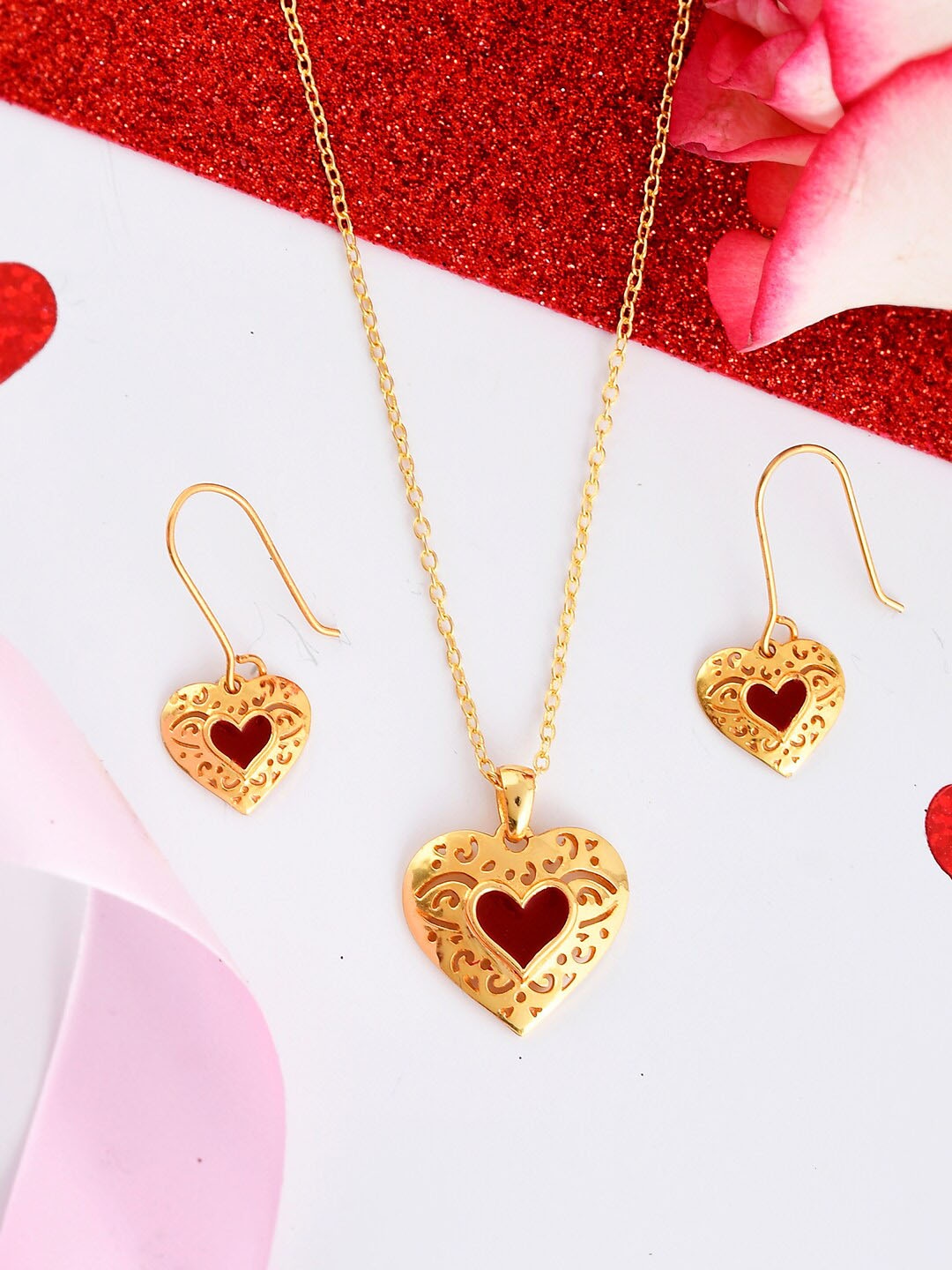 

Voylla Gold-Plated Cutwork Heart Shaped Jewellery Set, Red