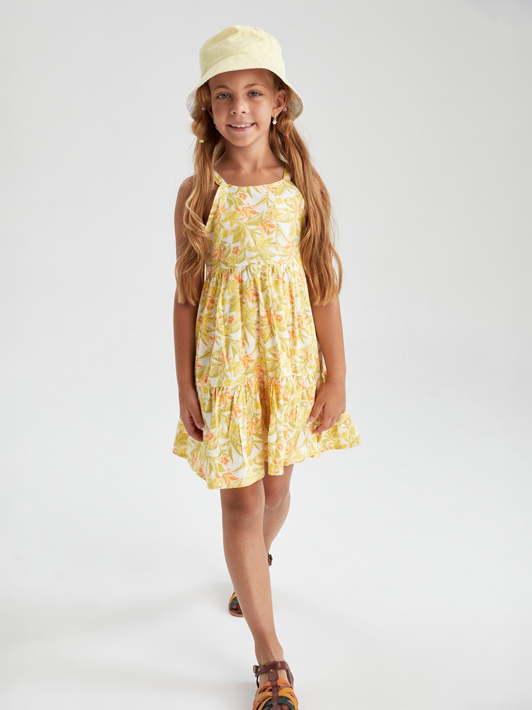 

DeFacto Girls Floral Pure Cotton A-Line Dress, Yellow