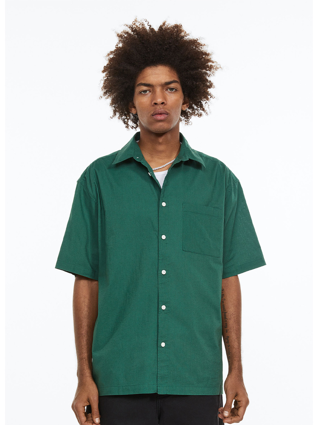 

H&M Men Pure Cotton Relaxed Fit Short-Sleeved Shirt, Green