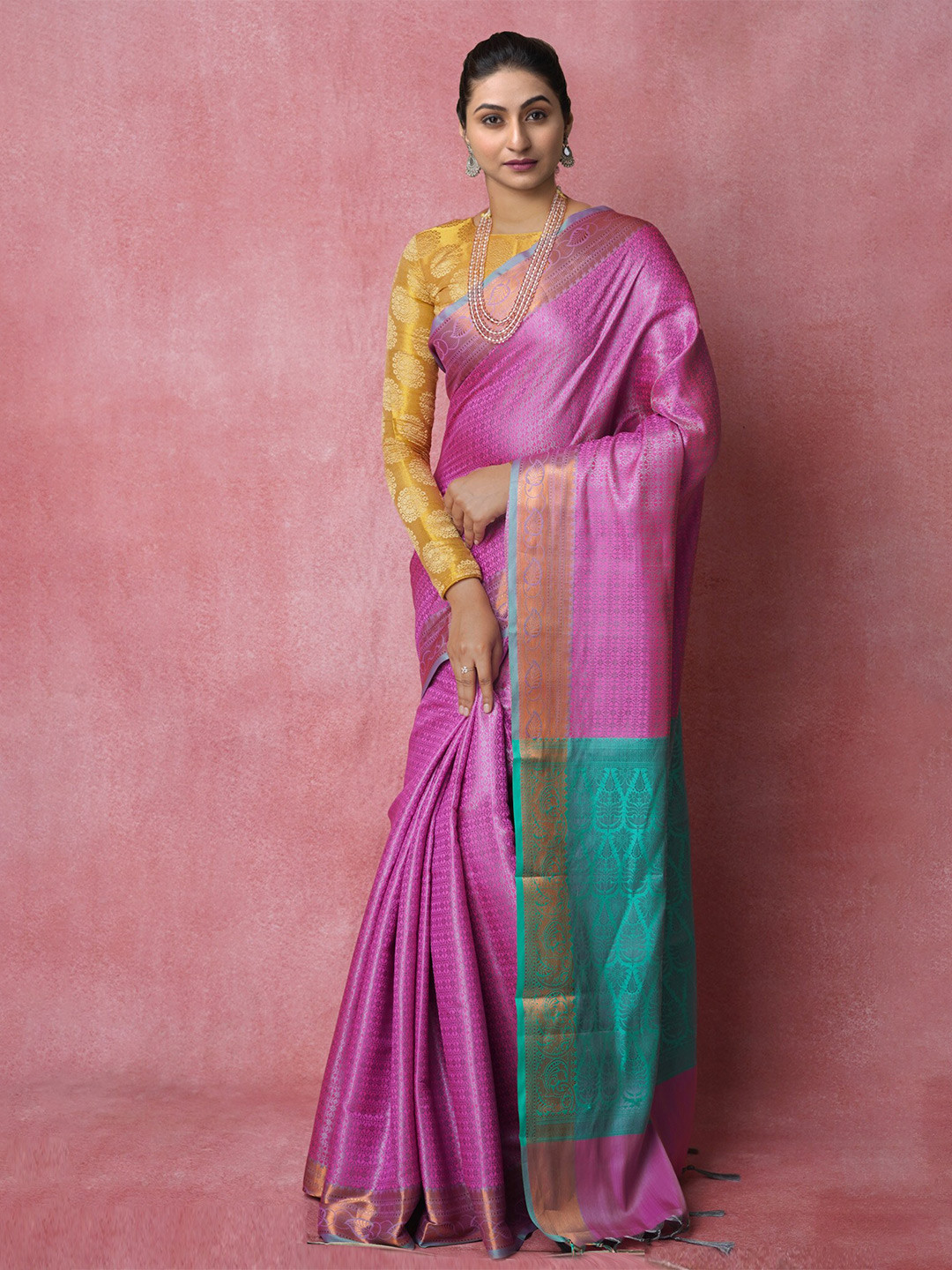 

Unnati Silks Woven Design Zari Silk Blend Banarasi Saree, Pink