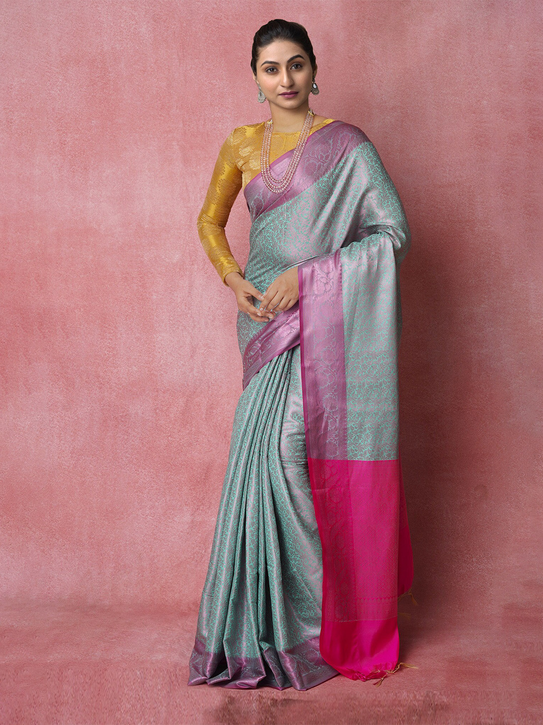 

Unnati Silks Woven Design Zari Silk Blend Banarasi Saree, Green
