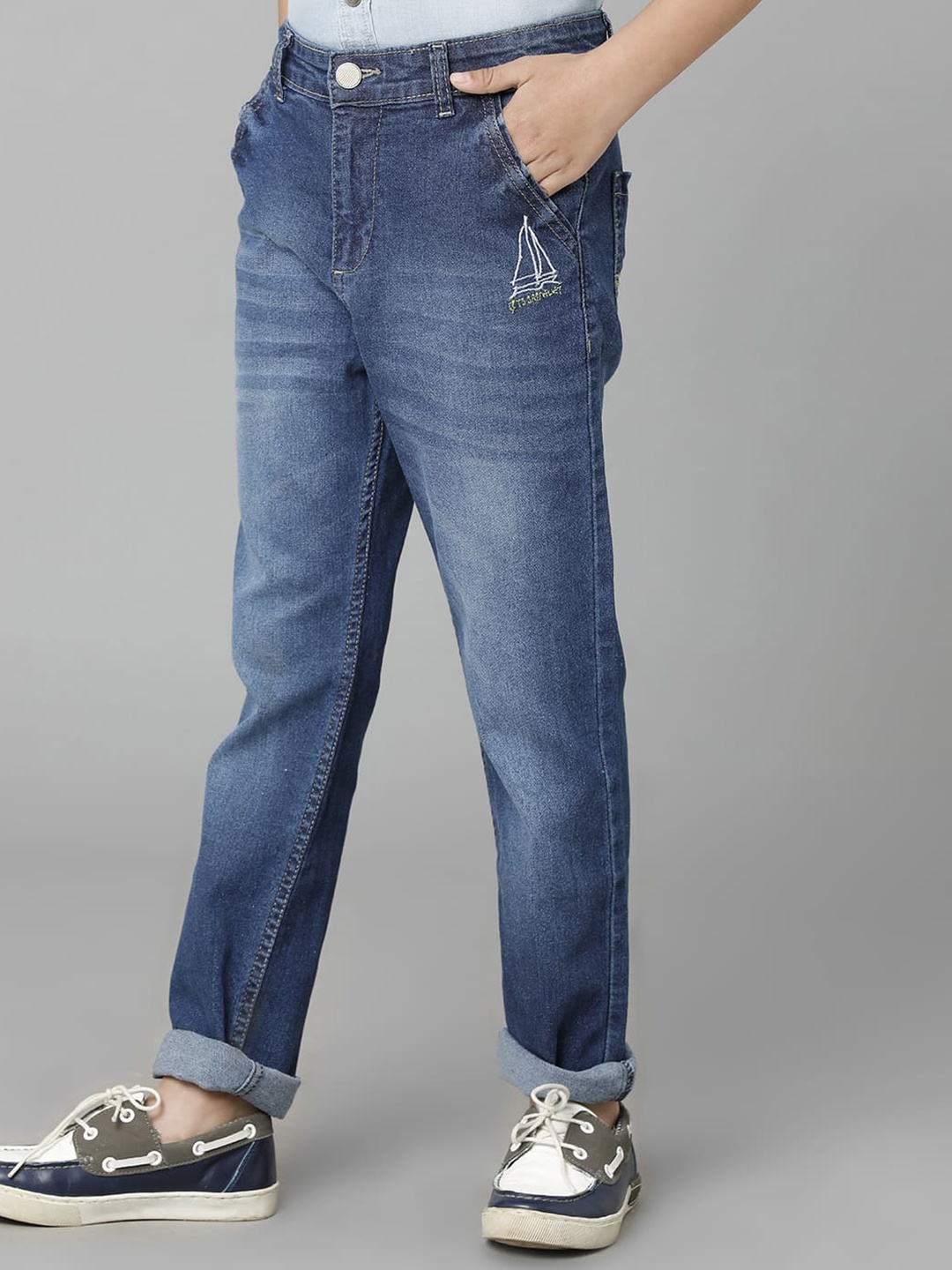 

UNDER FOURTEEN ONLY Boys Light Fade Mid-Rise Cuffed Hem CottonJeans, Navy blue