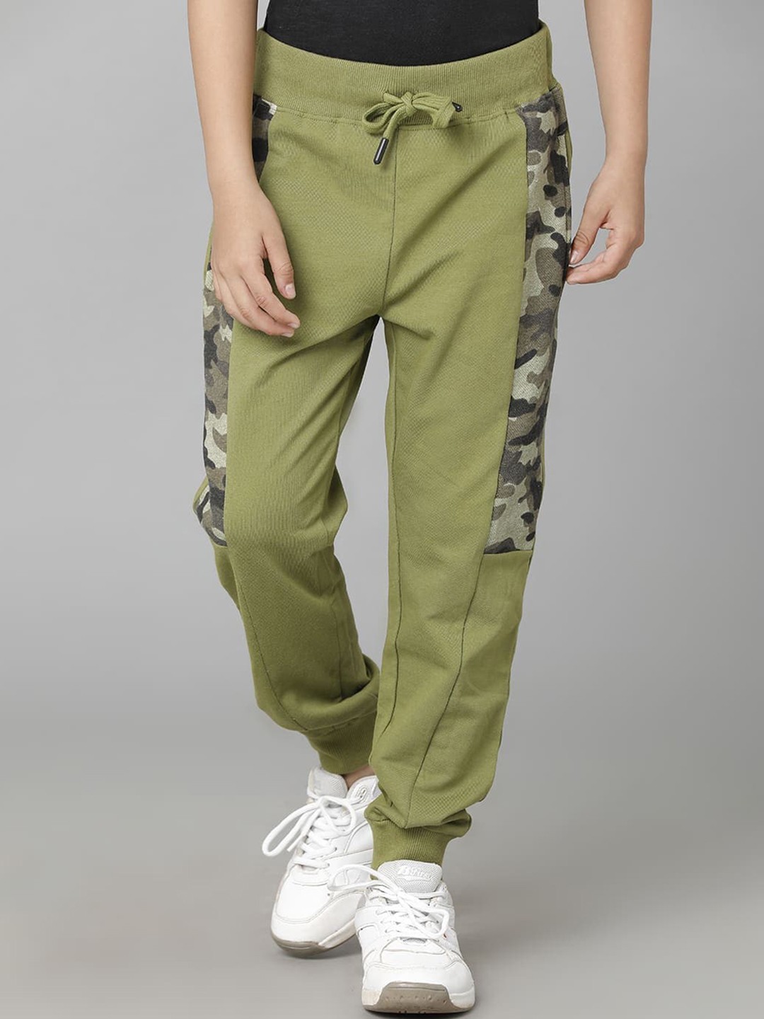 

UNDER FOURTEEN ONLY Kids Boys Cotton Mid Rise Joggers Trousers, Olive