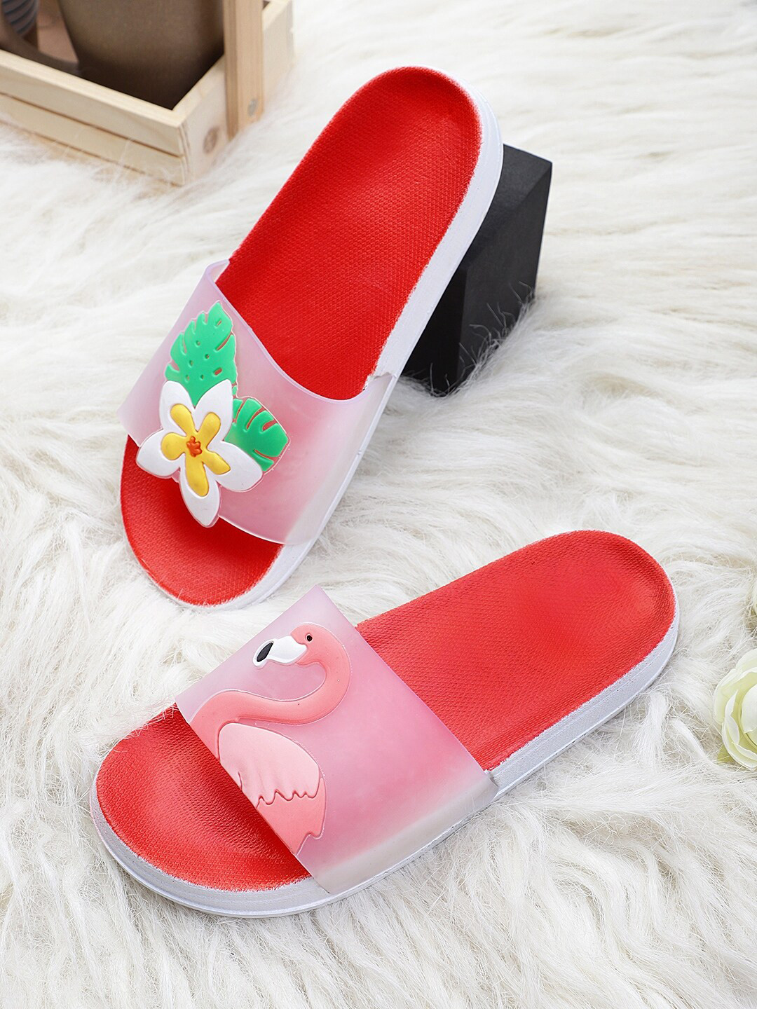 

Pampy Angel Women Rubber Sliders, Red