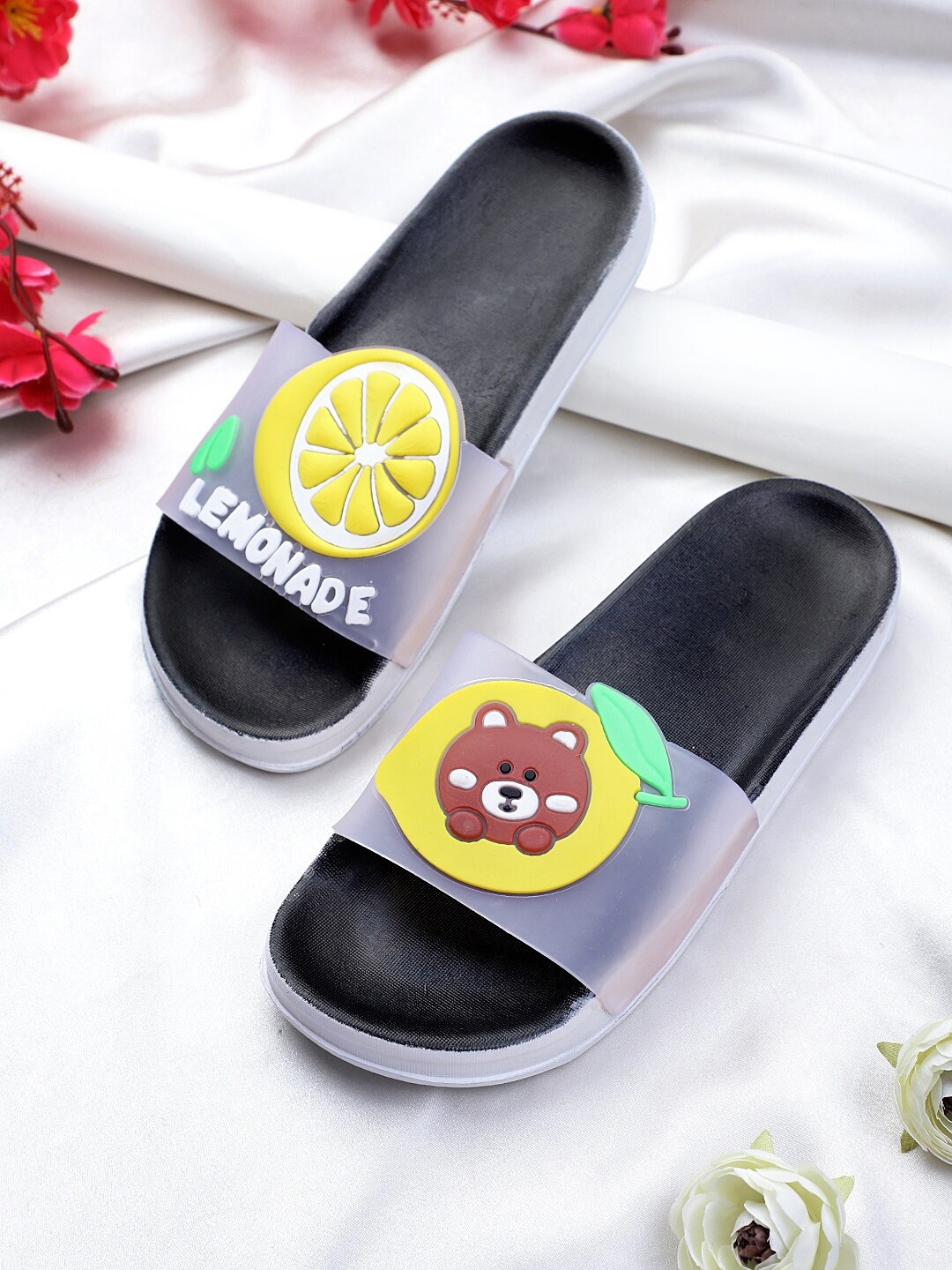 

Pampy Angel Women Rubber Sliders, Black