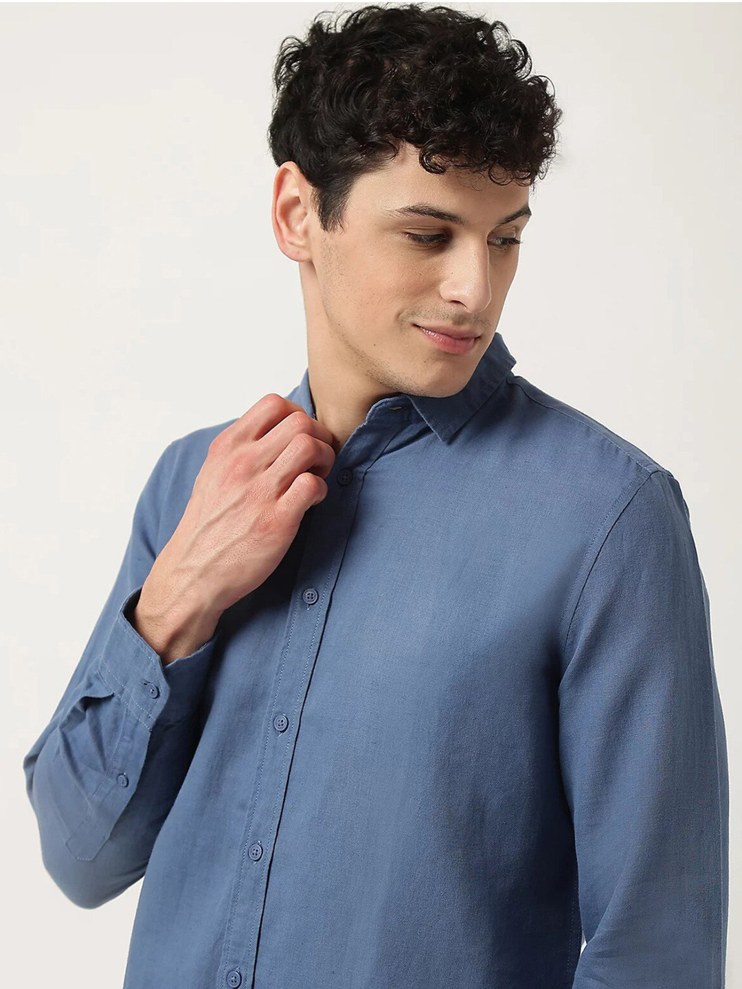 

Marks & Spencer Men Cut Away Collar Casual Shirt, Blue