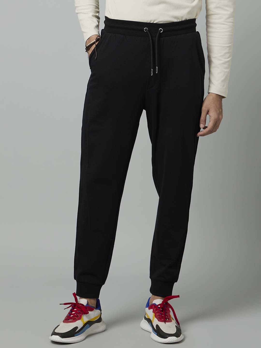 

Celio Men Mid-Rise Regular Fit Cotton Joggers, Black