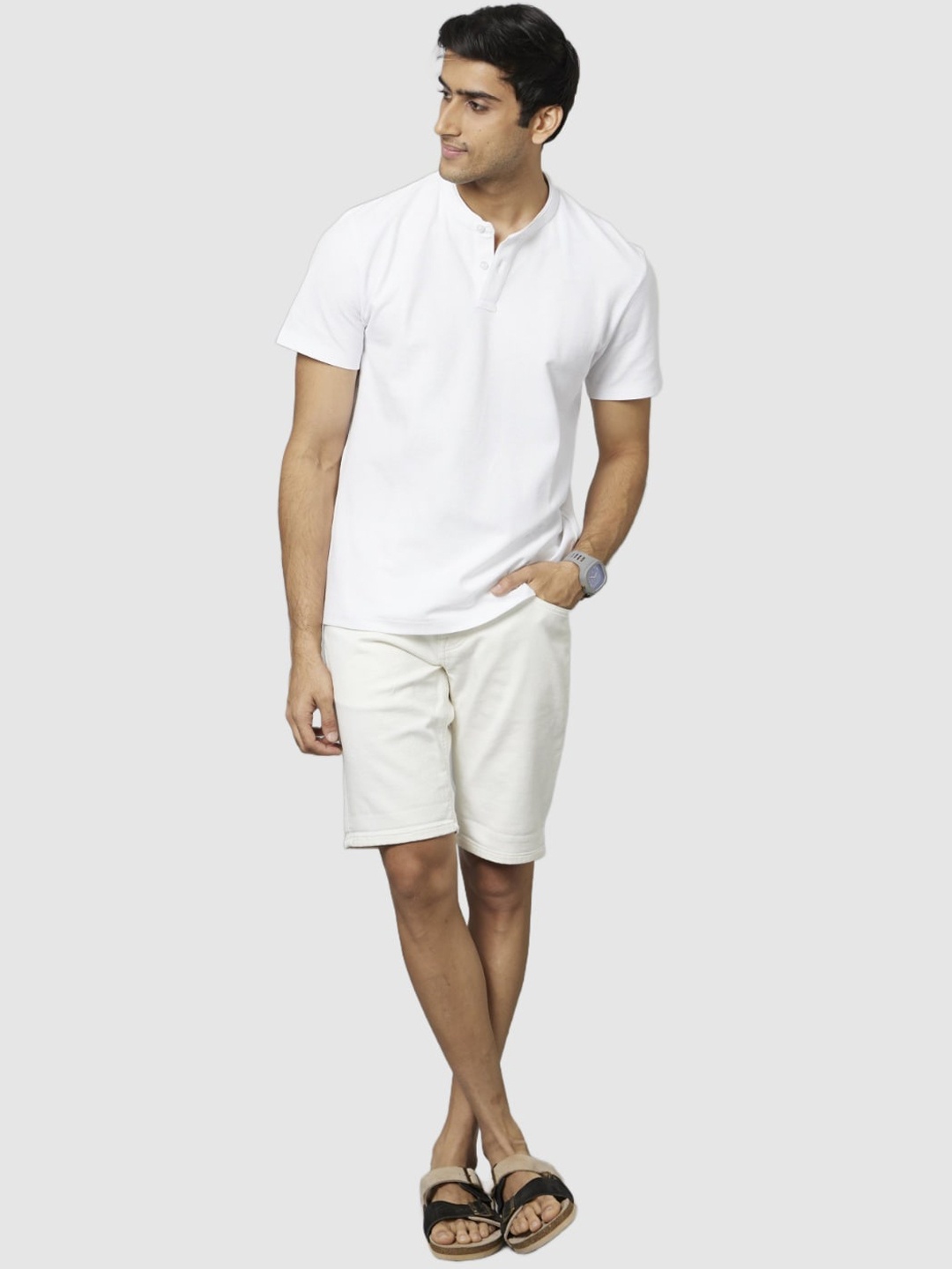 

Celio Men Mid-Rise Regular Fit Cotton Shorts, Off white