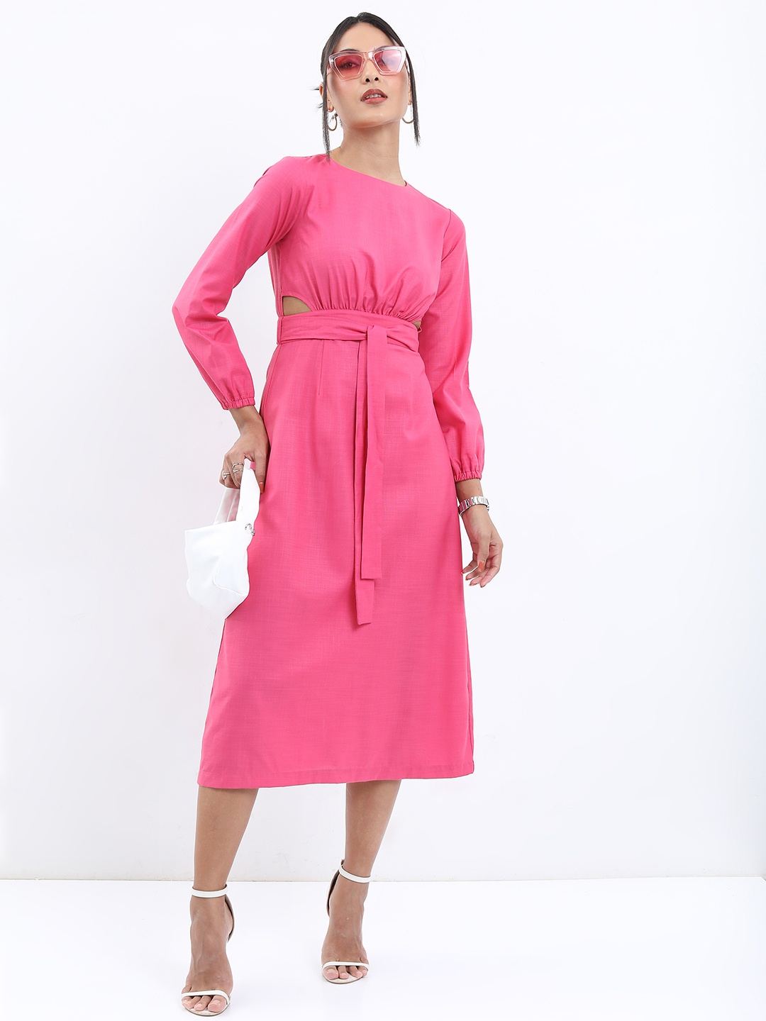 

Tokyo Talkies Long Sleeves Cut-Outs Detail A-Line Midi Dress, Pink