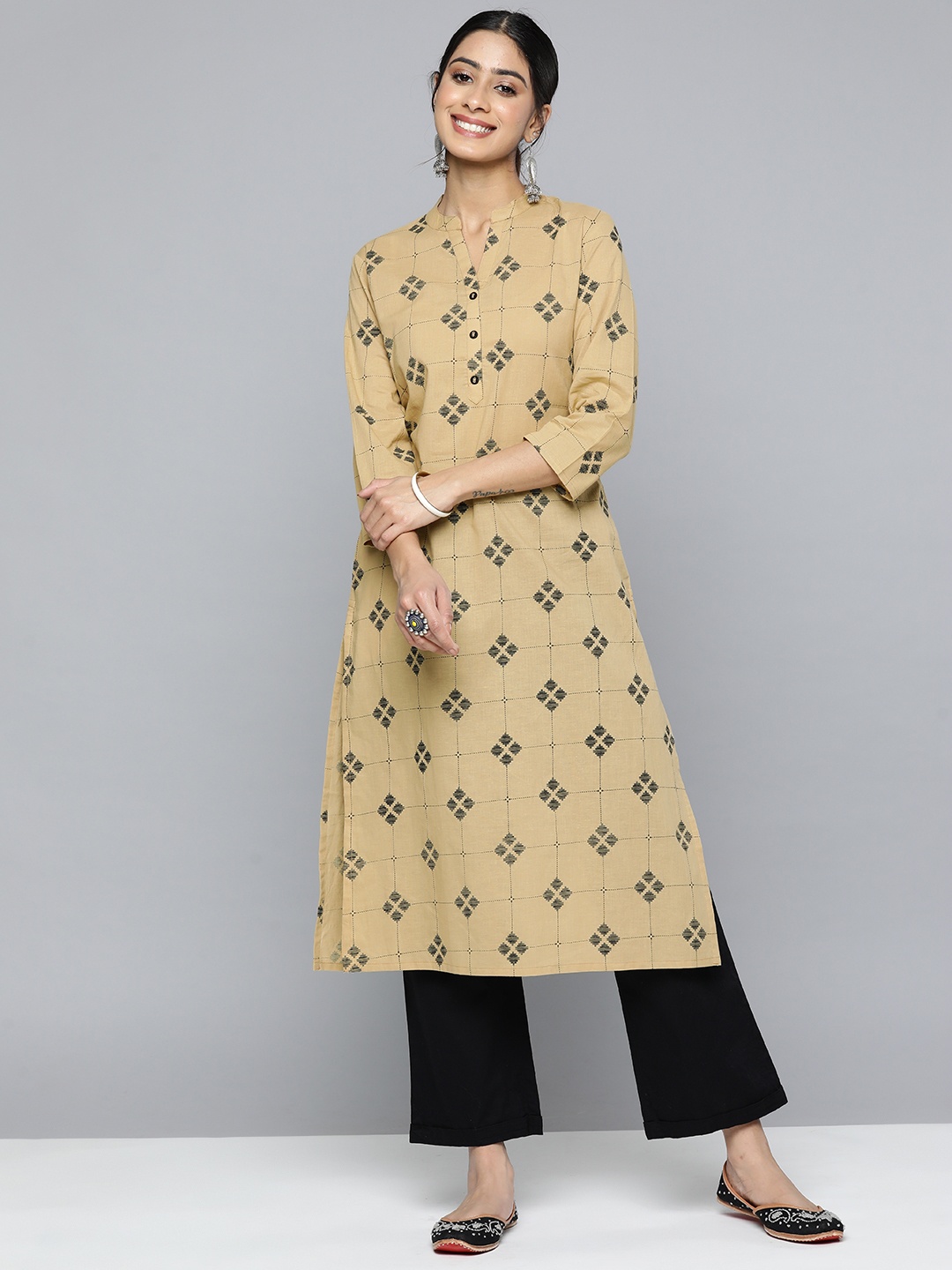 

HERE&NOW Women Pure Cotton Geometric Printed Straight Kurta, Beige