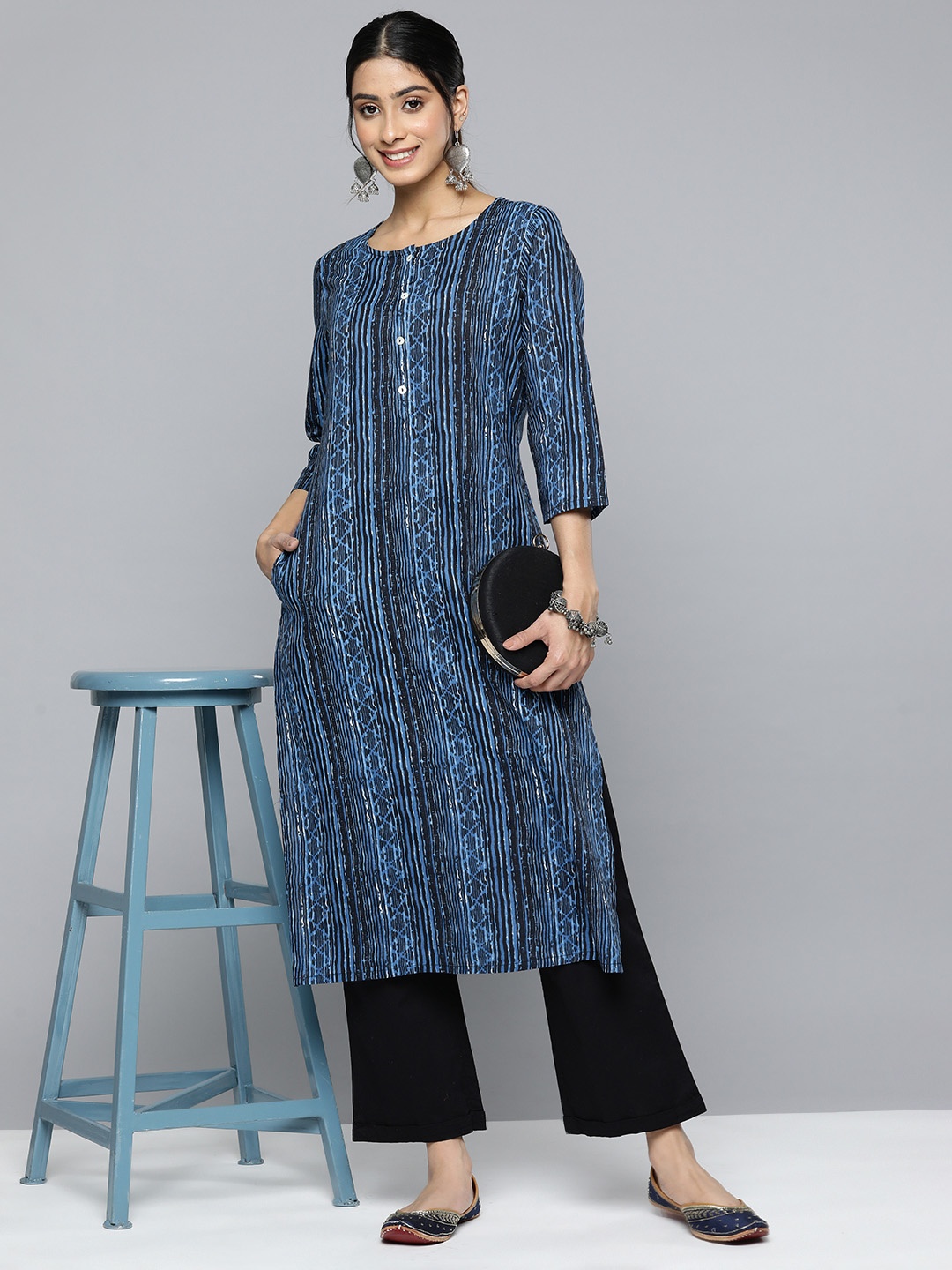 

HERE&NOW Women Pure Cotton Striped Straight Kurta, Blue
