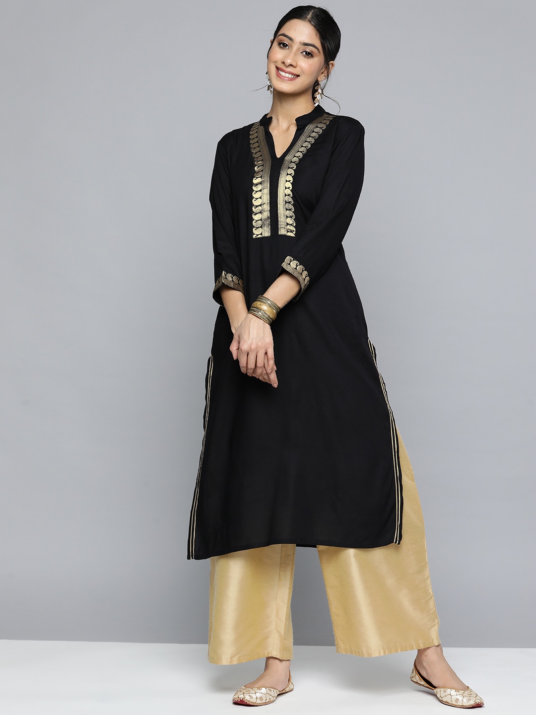 

HERE&NOW Women Pure Cotton Embroidered Gotta Patti Straight Kurta, Black