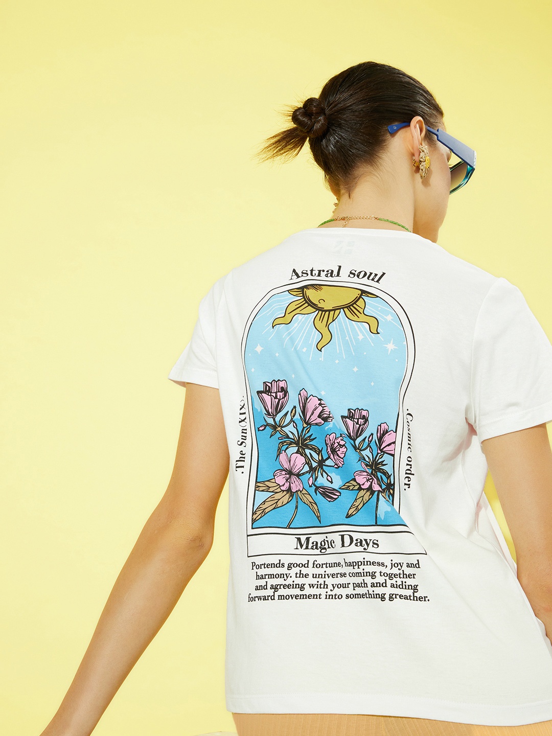 

HERE&NOW Women Off White Pure Cotton Printed 90's Hollaback Poster Graphics T-shirt
