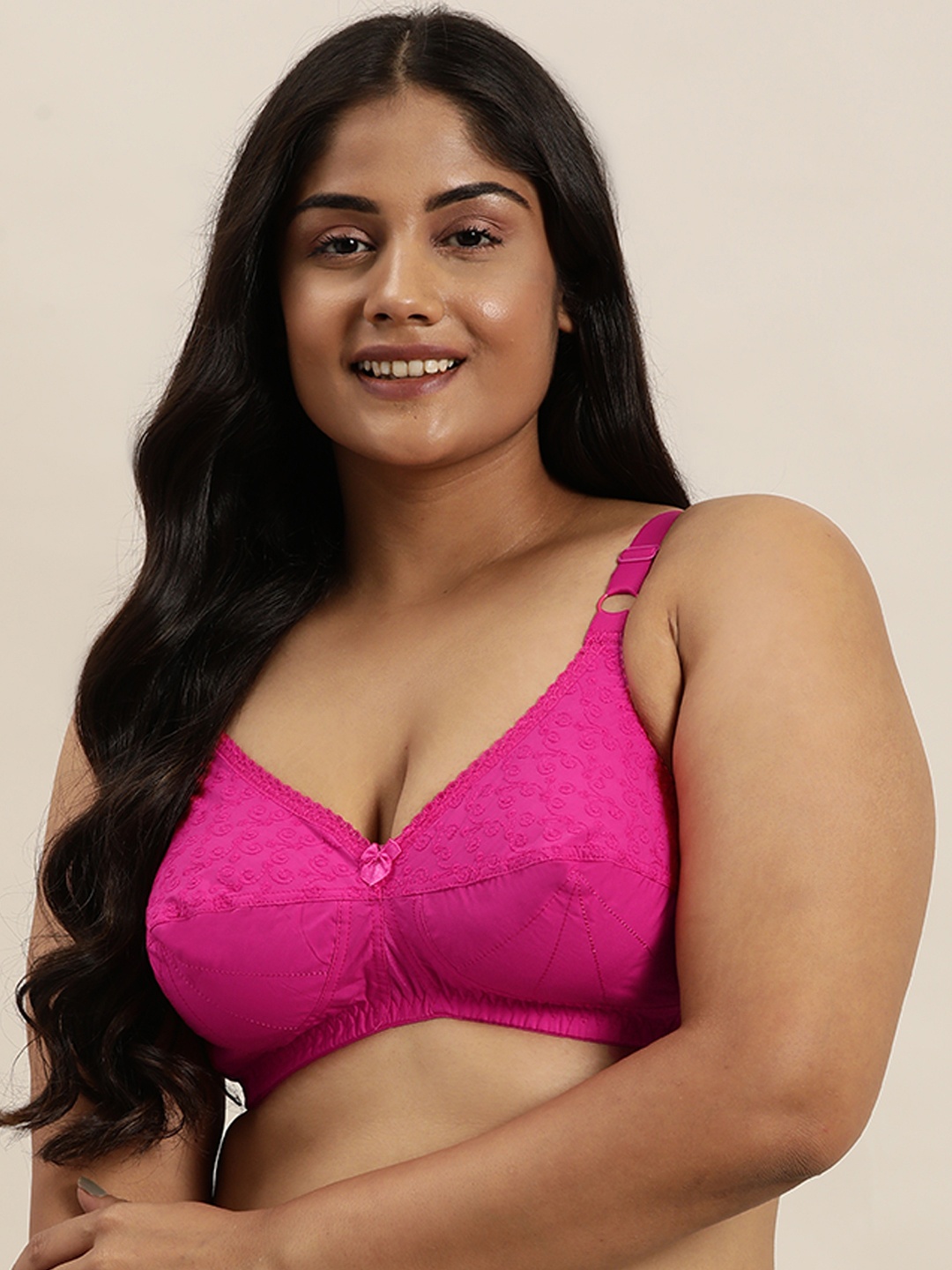 

Sztori Plus Size Embroidered Everyday Bra, Magenta