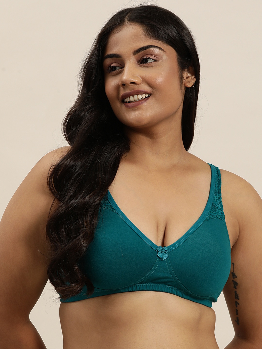 

Sztori Plus Size Medium Coverage Bra, Green