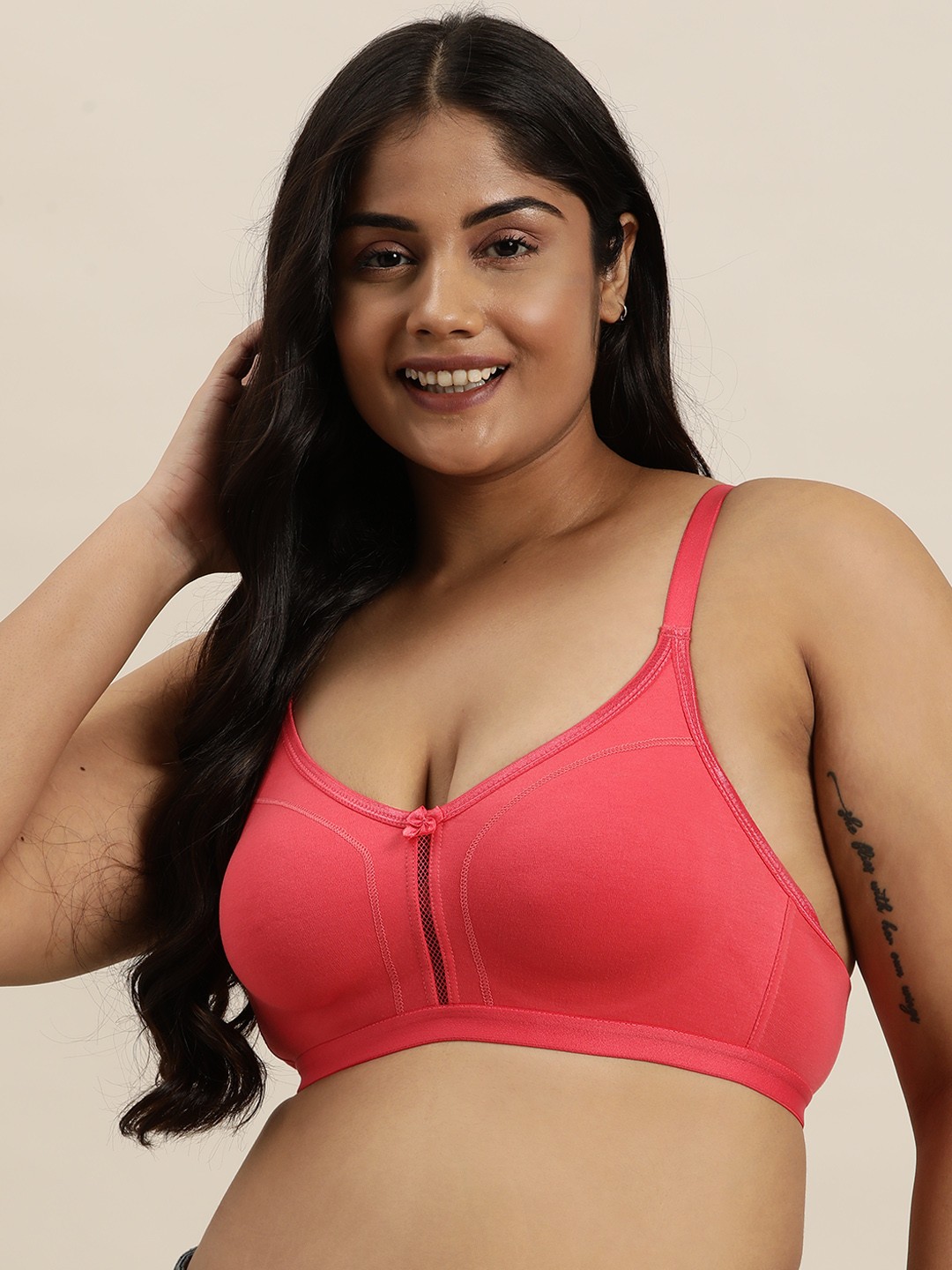 

Sztori Plus Size Medium Coverage Bra, Coral