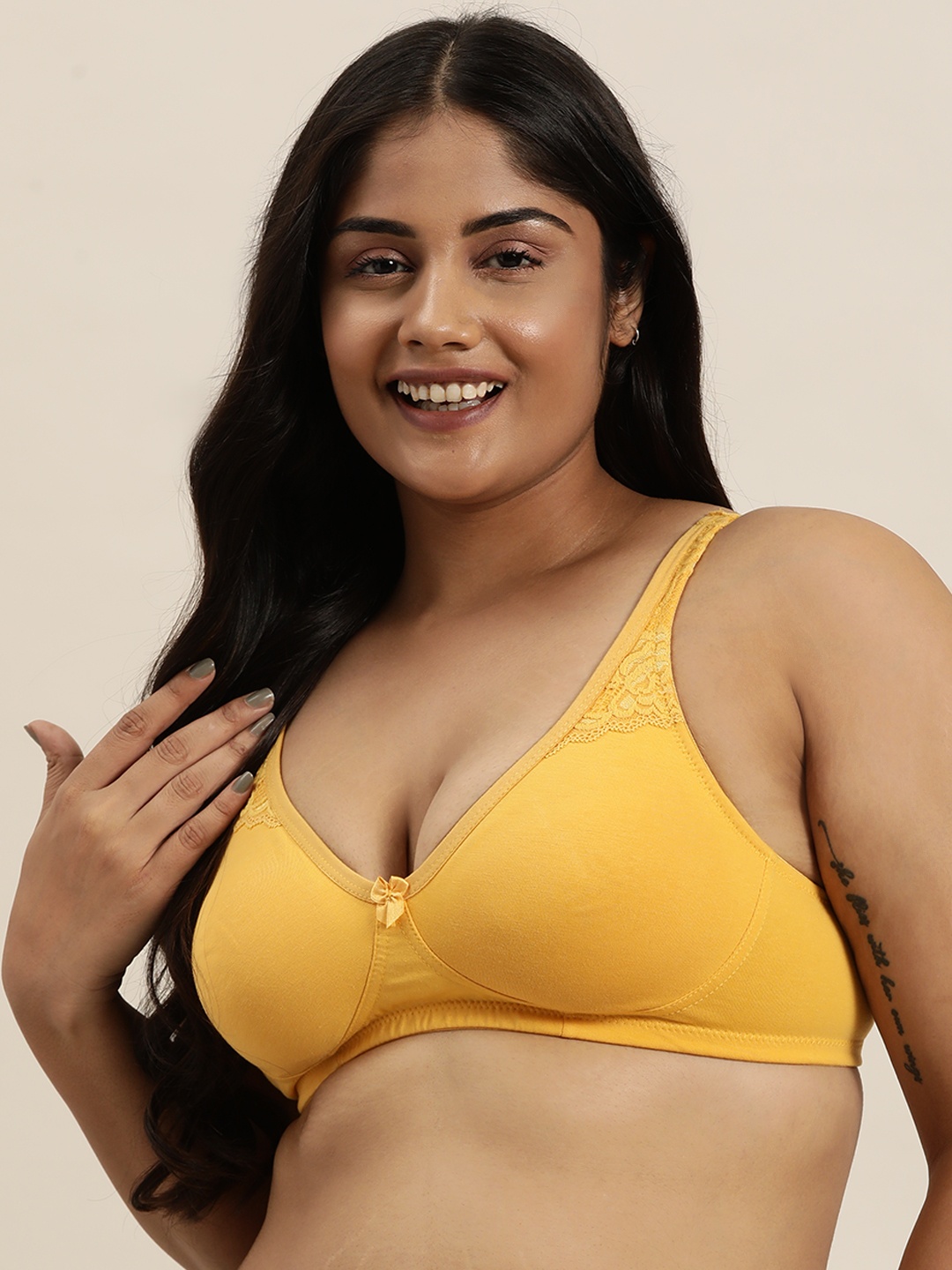 

Sztori Plus Size Medium Coverage Bra, Mustard