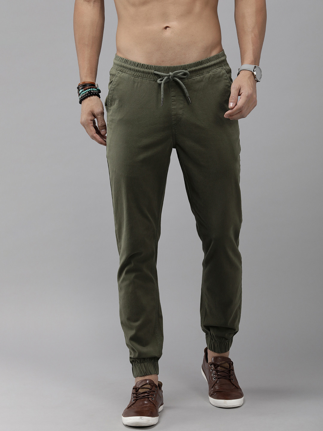 

The Roadster Life Co. Men Mid-Rise Joggers With Drawstring Closure, Olive