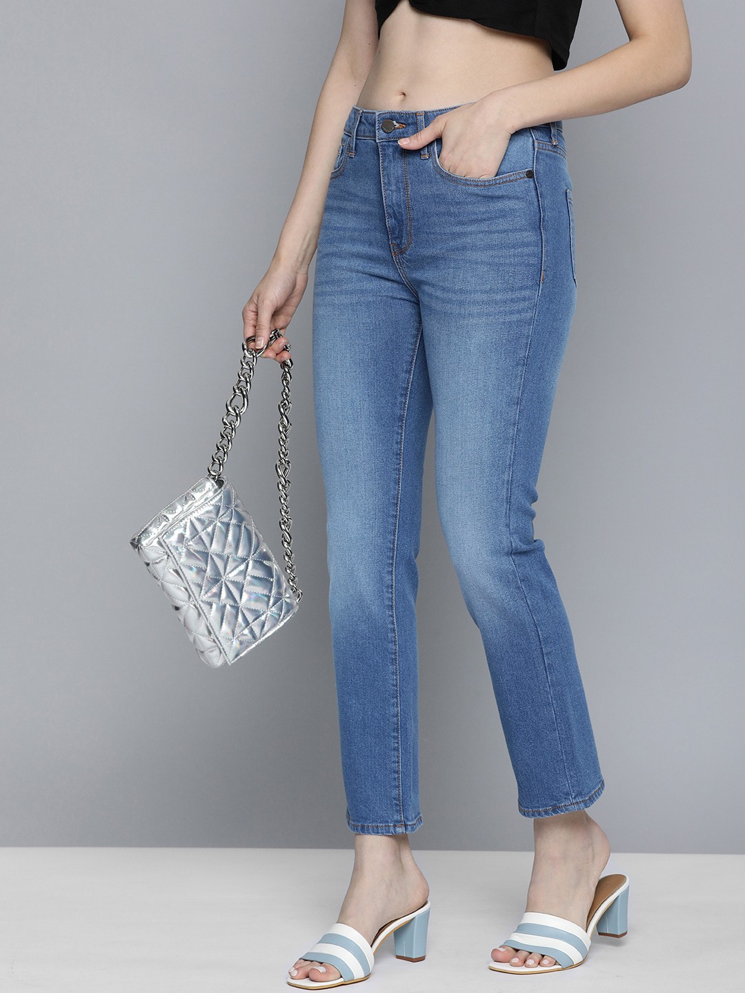 

HERE&NOW Women Straight Fit Heavy Fade Stretchable Jeans, Blue