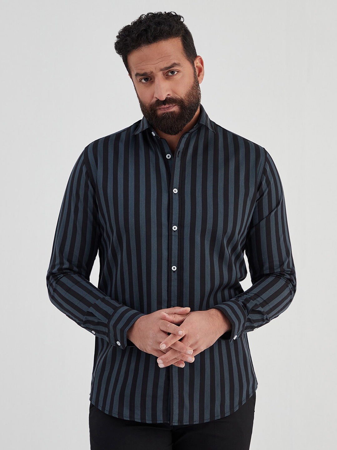 

MR BUTTON Men Slim Fit Striped Casual Cotton Shirt, Black