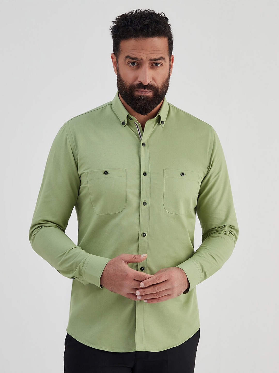 

MR BUTTON Men Slim Fit Casual Shirt, Green