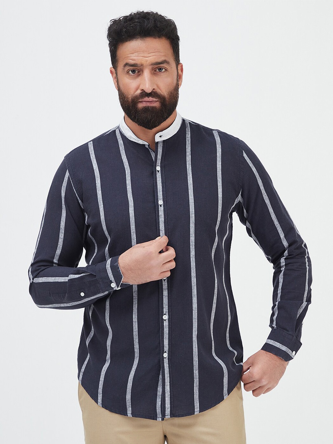 

MR BUTTON Men Slim Fit Striped Casual Shirt, Navy blue