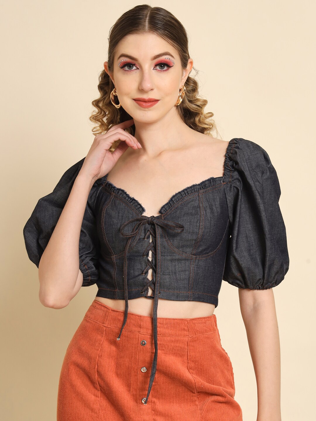 

Darzi Sweetheart Neck Crop Top, Grey