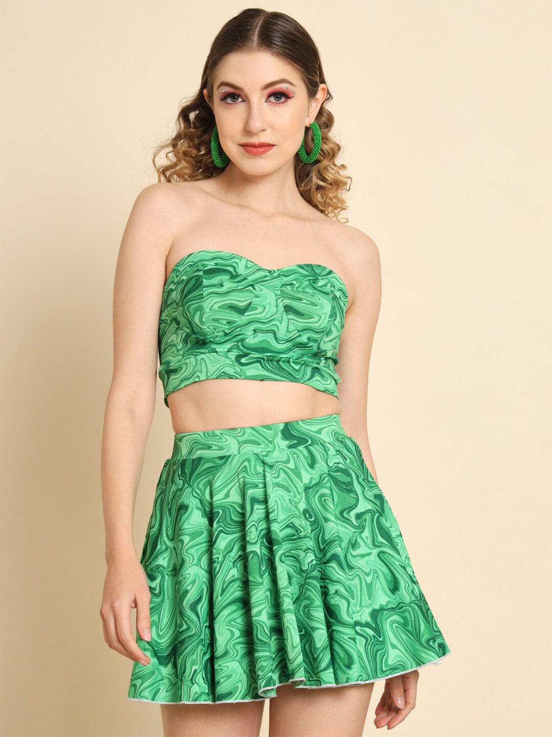 

Darzi Self Design Strapless Top and Skirt Co-Ord Set, Green
