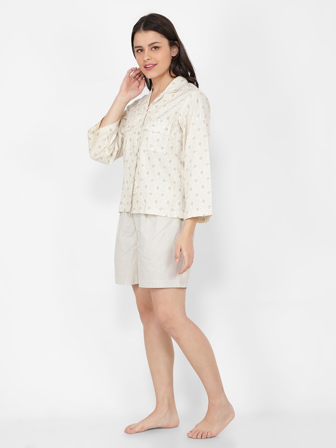 

NAVIYATA Women White Printed Night Cotton Suit