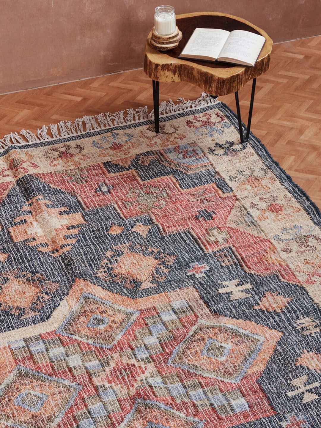 

Fabindia Mehulika Beige & Red Woven-Design Floor Dhurrie