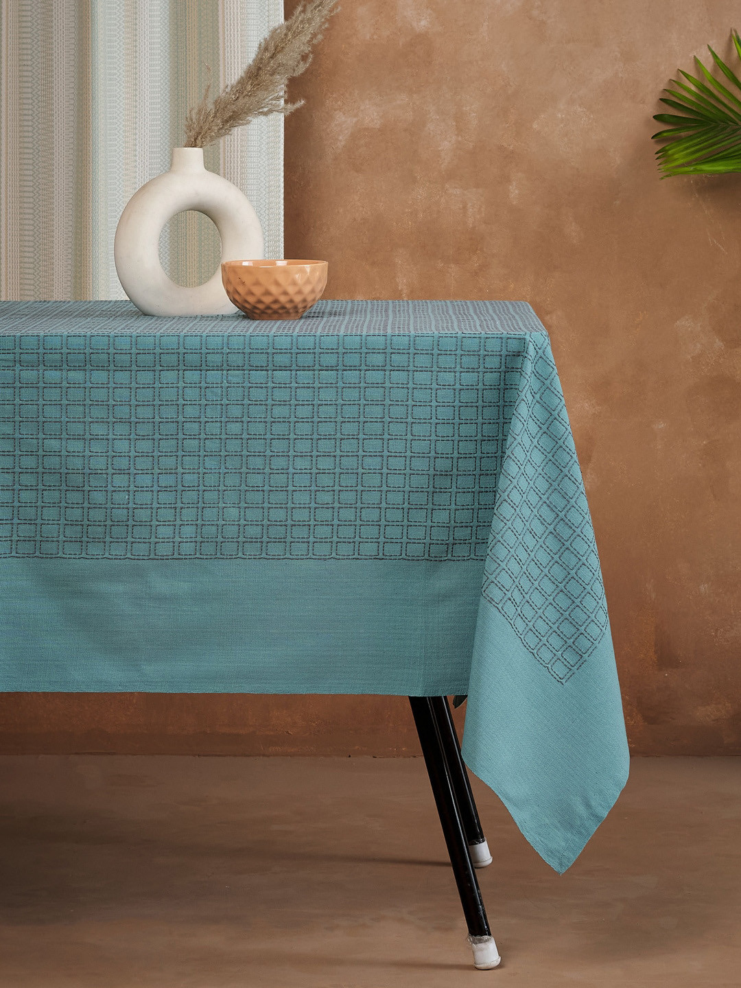 

Fabindia Samara Green Geometric Embroidered Cotton Table Cover