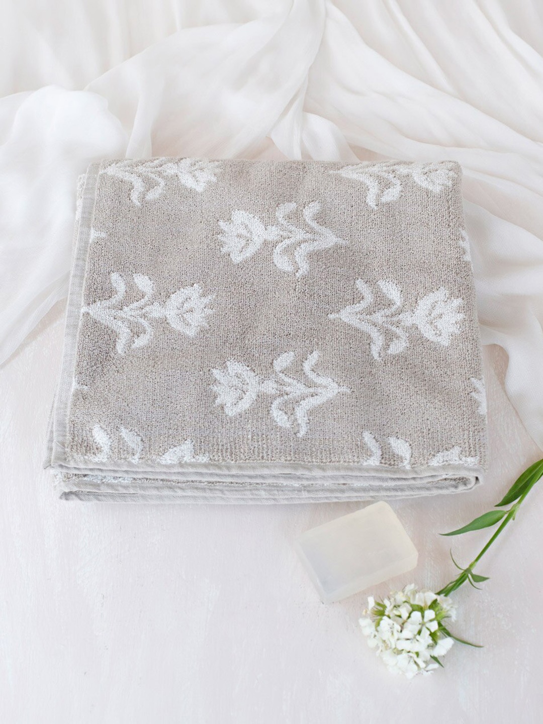 

Fabindia Taupe Colored & White Printed 125 GSM Cotton Pile Towel