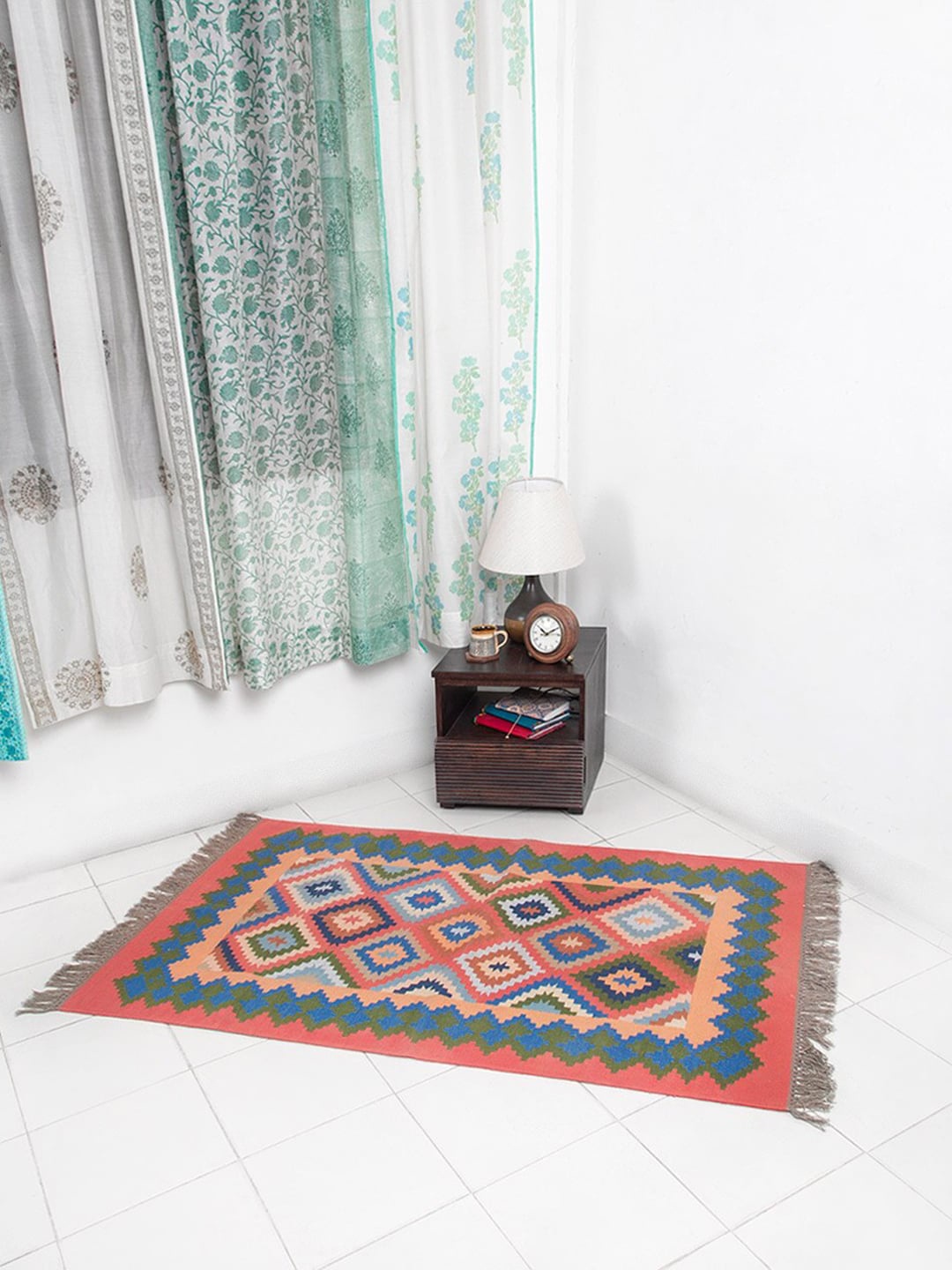 

Fabindia Akarsh Blue & Pink Geometric Woven Design Cotton Dhurrie