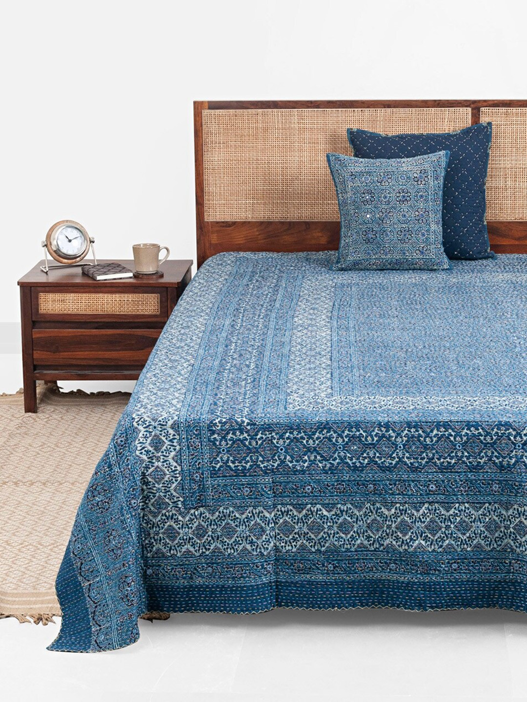 

Fabindia Dhanau Indigo Blue & White Ethnic Motifs Printed Cotton Double King Bed Cover