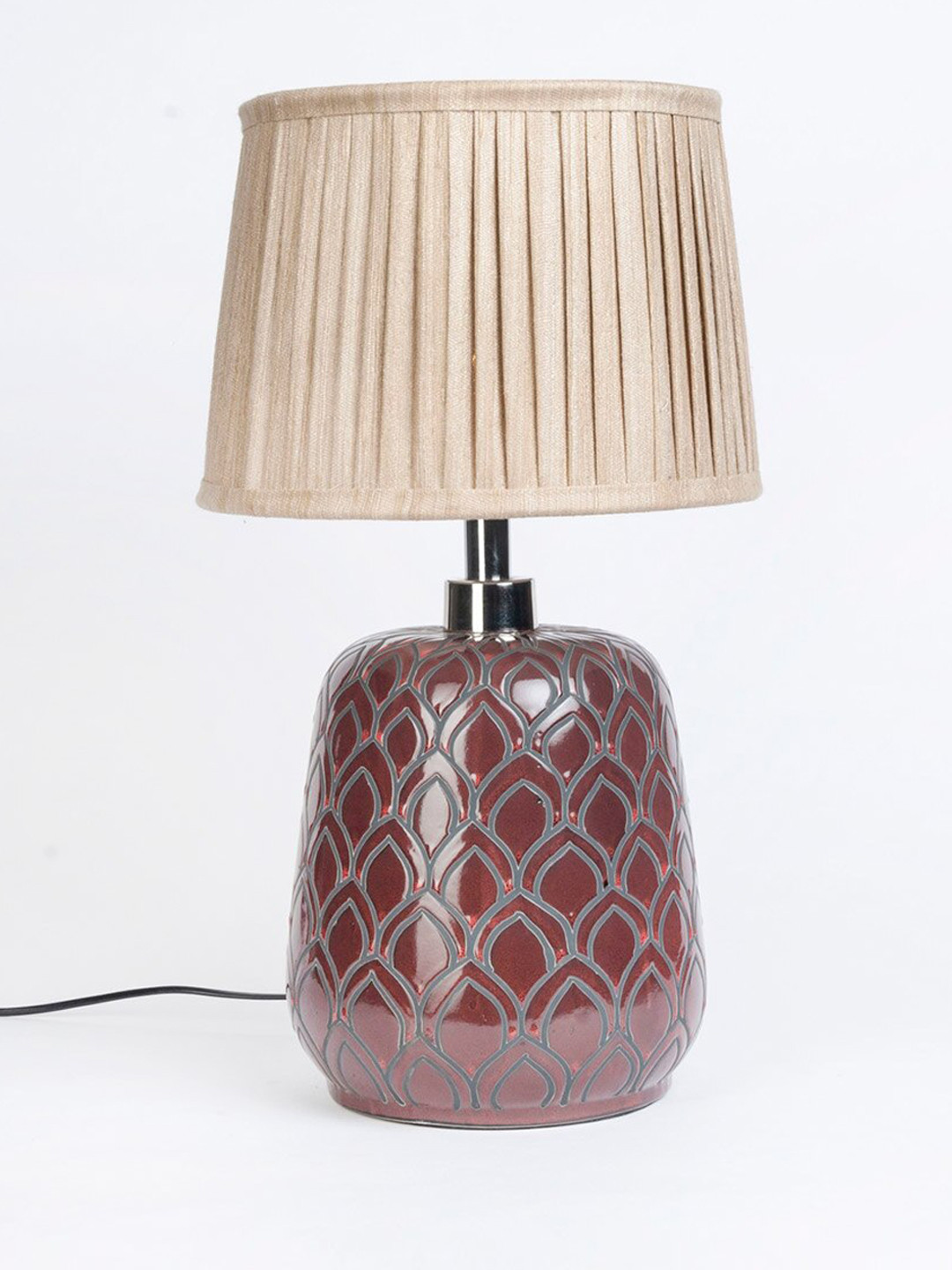 

Fabindia Ruci Maroon & Beige Textured Table Lamp