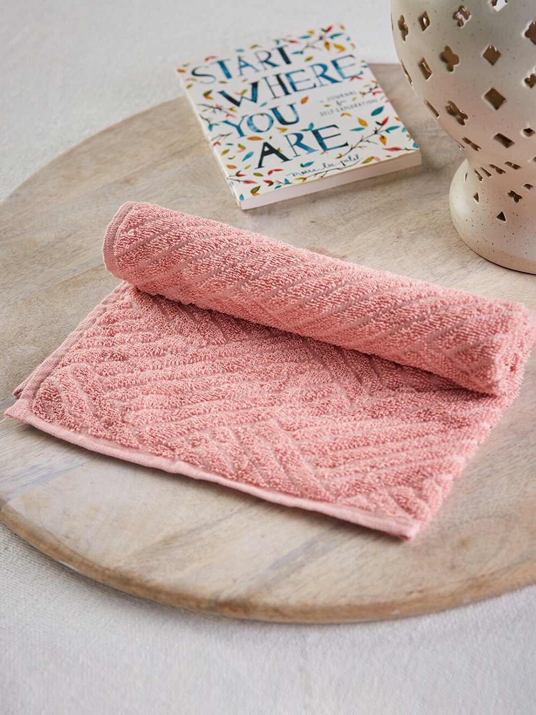 

Fabindia Palash Pink 125 GSM Cotton Woven Towel