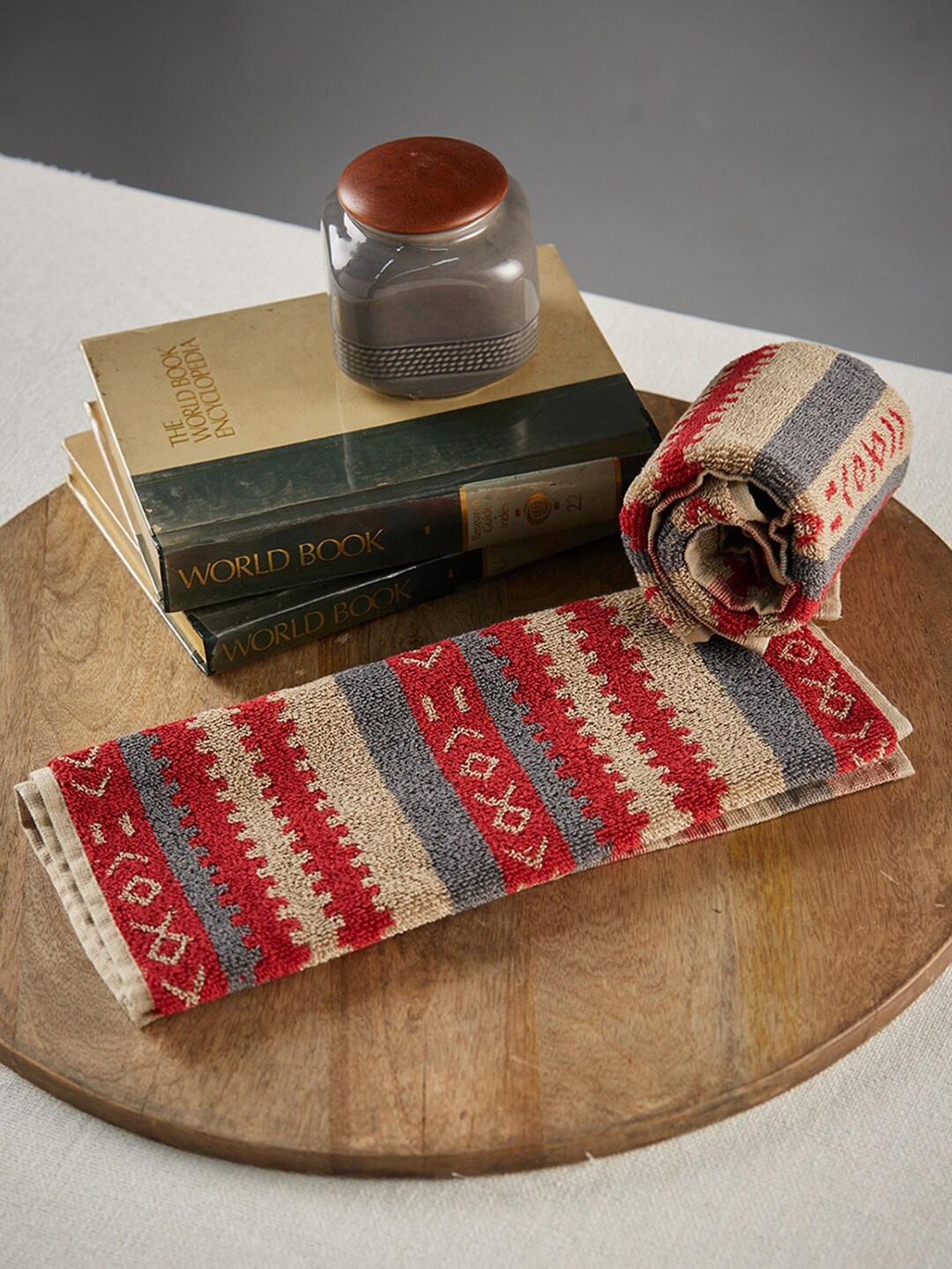 

Fabindia Raina Red & Beige Woven-Designed GSM 570 Cotton Bath Towel
