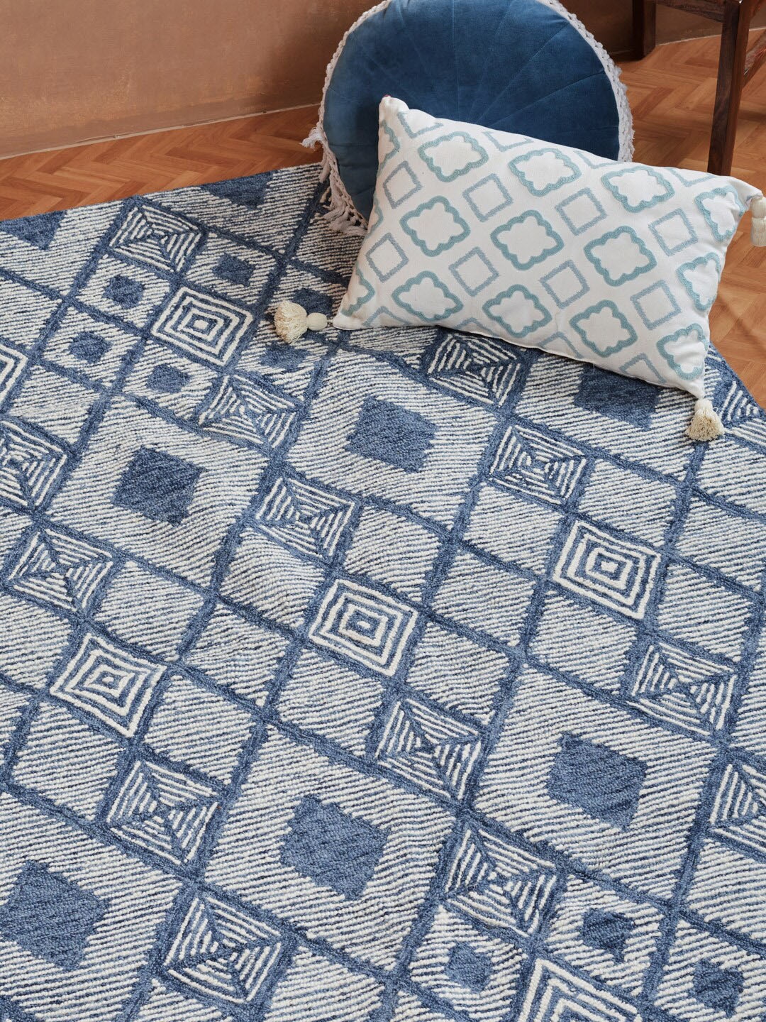

Fabindia Adhya Blue Geometric Woven Design Dhurrie