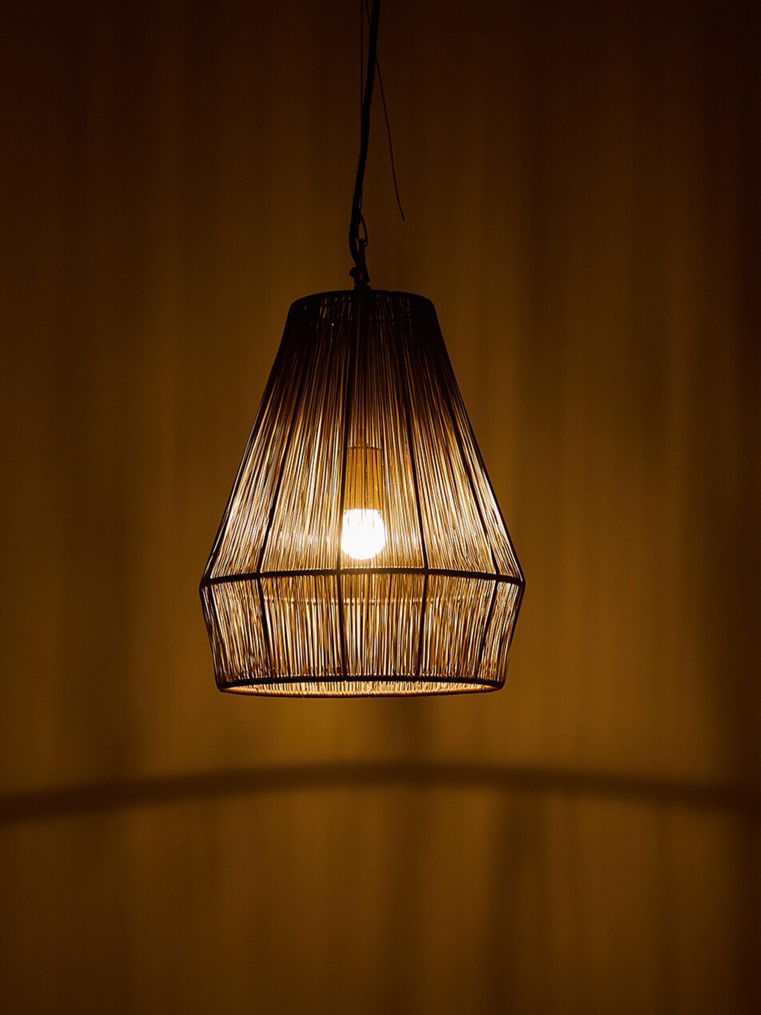 

Fabindia Suvarn Brass-Toned Wire Weave Pendant Lamp, Bronze