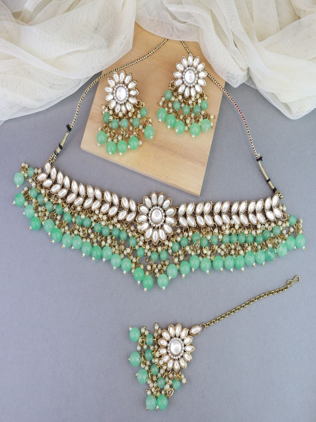 

I Jewels Women Gold-Plated Kundan & Bead Studded Jewellery Set, Sea green